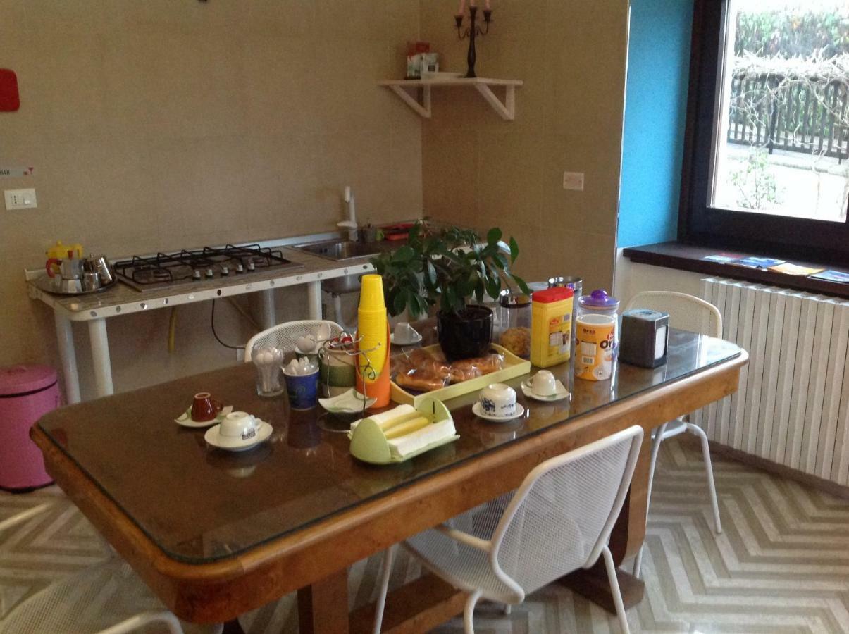 LʼAquila Bed & Breakfast Da Charlie المظهر الخارجي الصورة